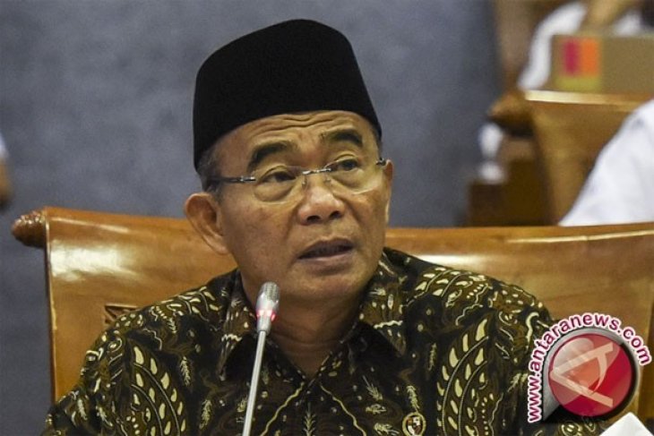 Kemendikbud gunakan kartu kredit untuk transaksi keuangan
