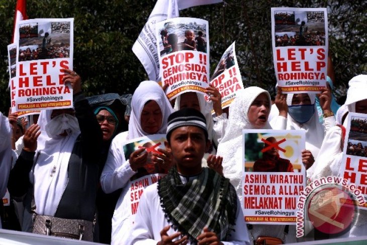 Aksi Solidiritas Untuk Muslim Rohingya