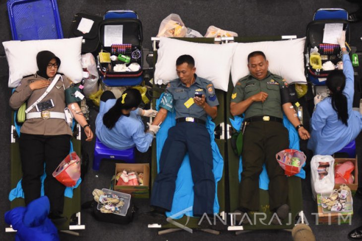 Donor Darah HUT ke-72 TNI AL