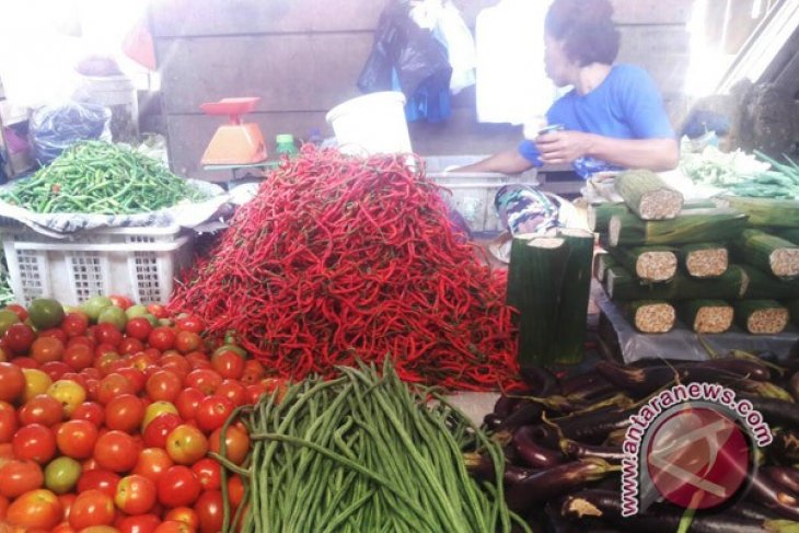 Harga cabai dan bawang di Jambi turun