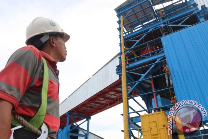 PEMBANGUNAN TERMINAL CURAH KERING BELAWAN