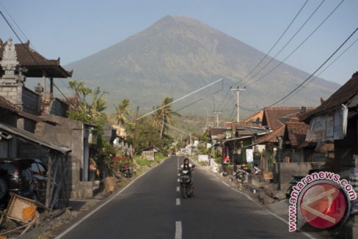 143 Mt Agung Evacuees Return To Their Village In Bali 