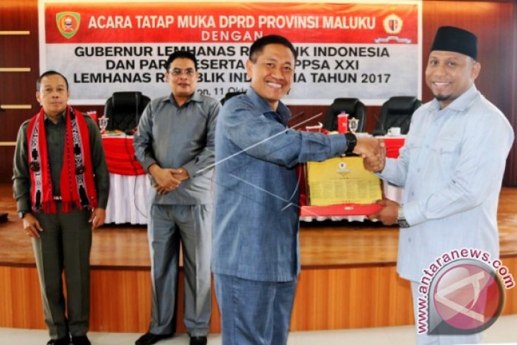 Kunjungan Peserta SSDN ke DPRD Maluku