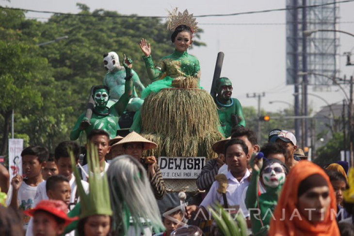 Sedekah Bumi Surabaya