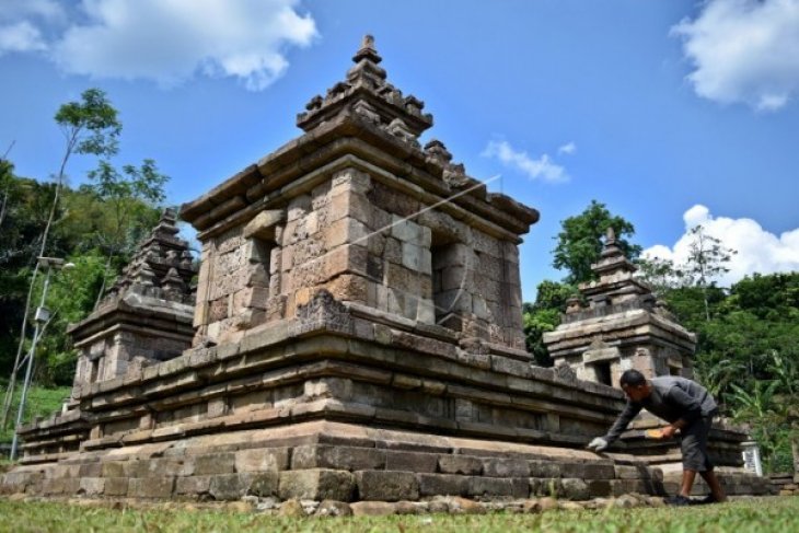 PERAWATAN CAGAR BUDAYA