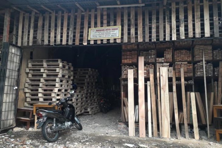 Peneliti Kehutanan IPB Kaji Faktor Perilaku Dan Strategi Pemasaran Kayu Rakyat Pola Kemitraan