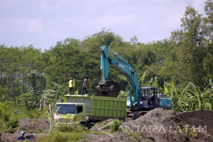 Penambangan Sirtu Sungai Brantas