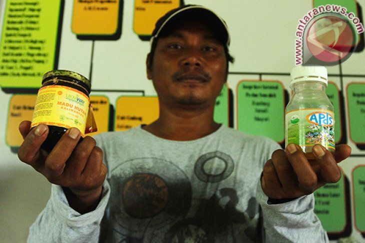 Produksi Madu Hutan Sentarum