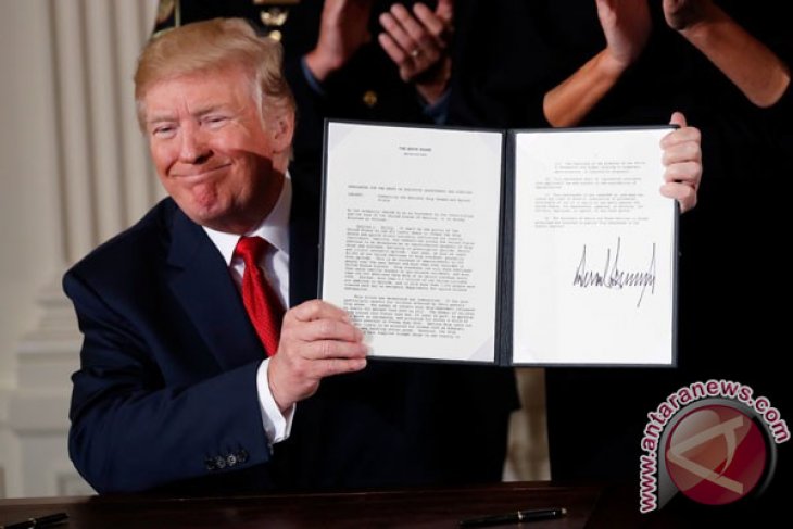 Trump Masukkan Korut ke Daftar Hitam Pendukung Teror