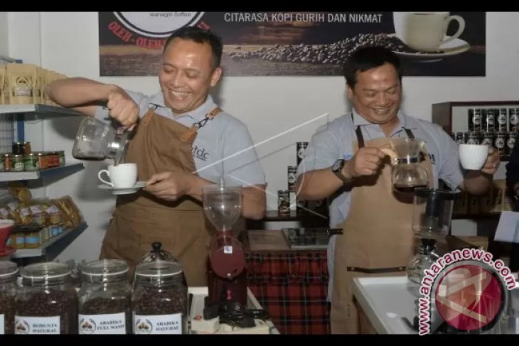 Bantuan Pelatihan Petani Kopi