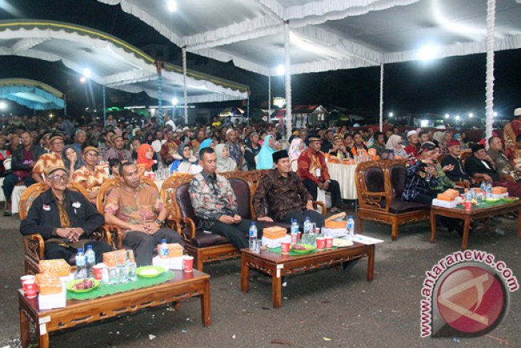 MEMERIAHKAN HARI JADI KE-52 KABUPATEN TANAH LAUT