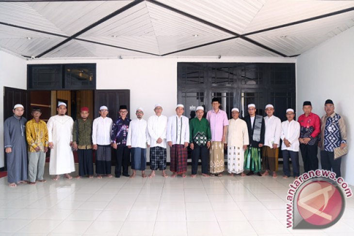 MELEPAS ULAMA TANAH LAUT