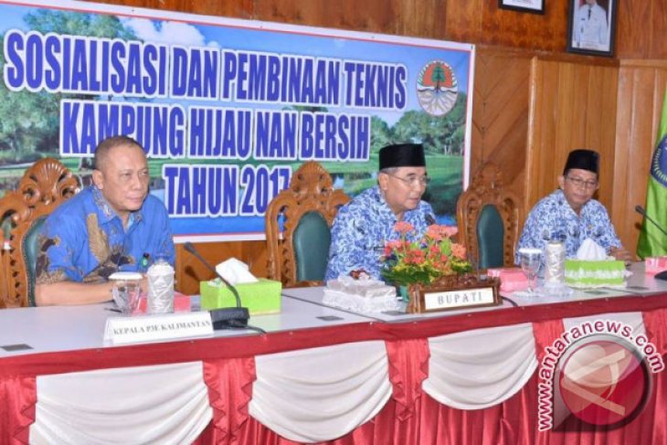 Pemkab HSS Bina Kampung Hijau dan Bersih