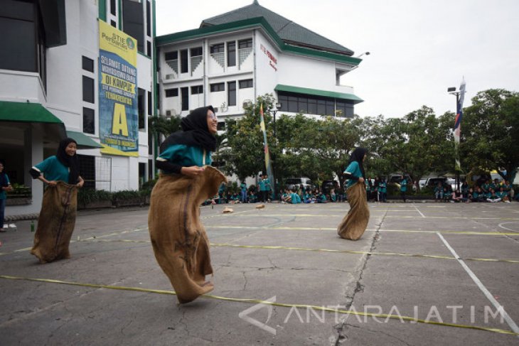 Lomba Permainan Tradisional