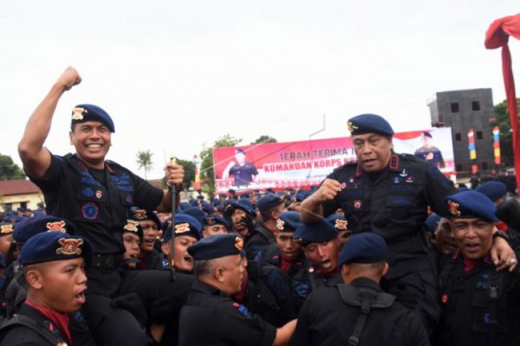 Kepala Korps Brimob Diserahterimakan