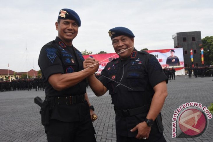 Kepala Korps Brimob Diserahterimakan