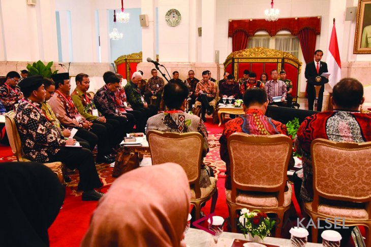 Gubernur Kalsel Rapat Kerja Nasional