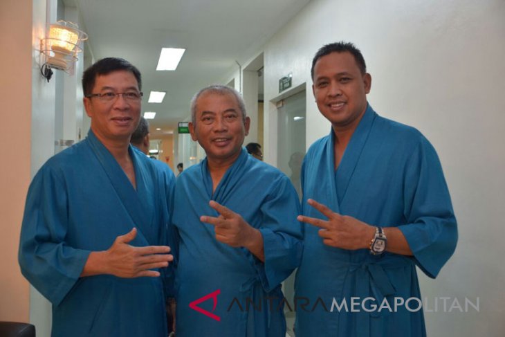 Seluruh Pasangan Calon Pilkada Bekasi Sehat