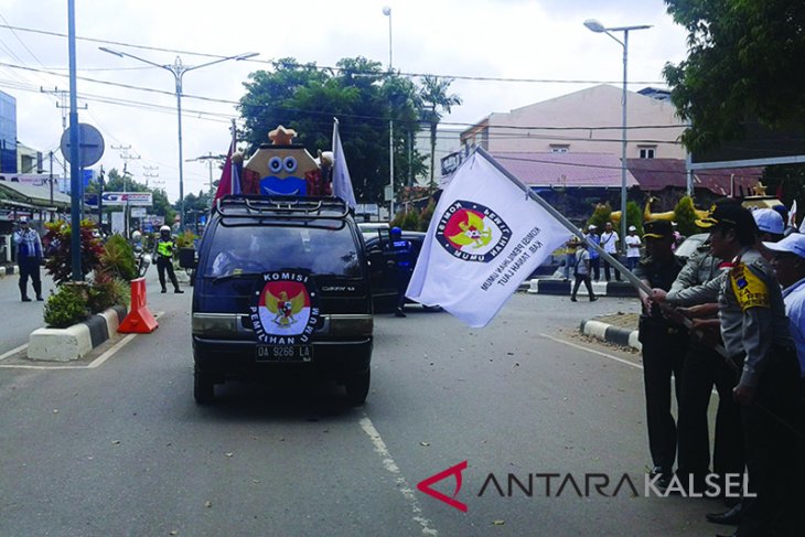 Pawai Pasangan Calon Bupati dan Wakil Bupati Tanah Laut