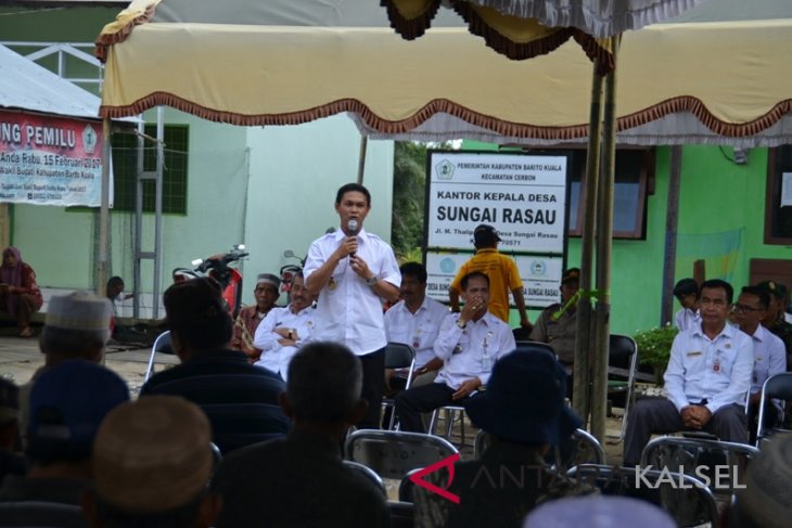 Bertemu Warga Sungai Rasau