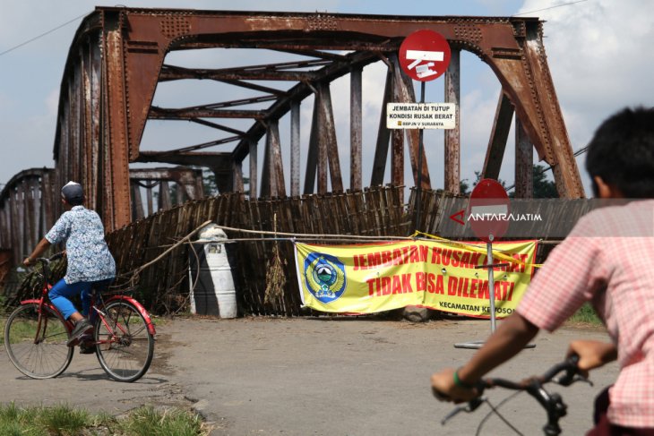 Jembatan Kertosono Lama Ditutup