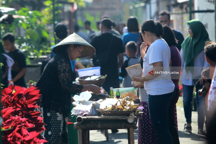 Pasar Jajanan Tradisional Osing