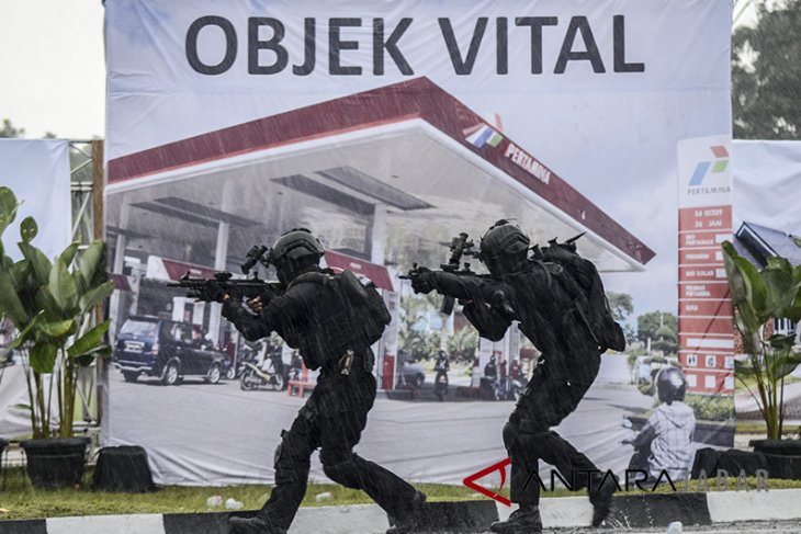 Simulasi Gabungan Pengamanan Pilkada Jawa Barat