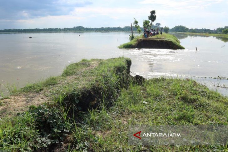 Tanggul Kali Gawe Jebol