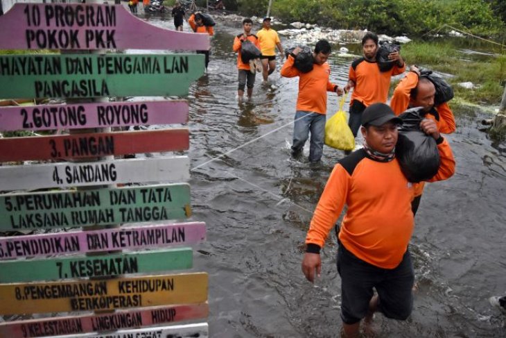 Bantuan untuk korban banjir