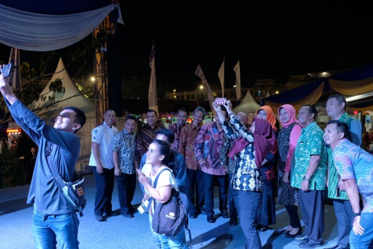 Jewita adakan kontes