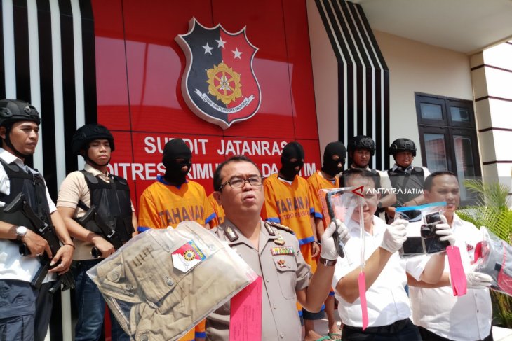 Polda Jatim Ungkap Kasus Pembunuhan Berencana di Pamekasan