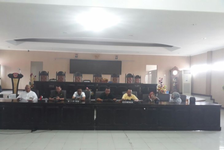 Rapat Bersama Mitra Kerja DPRD Gorontalo Utara