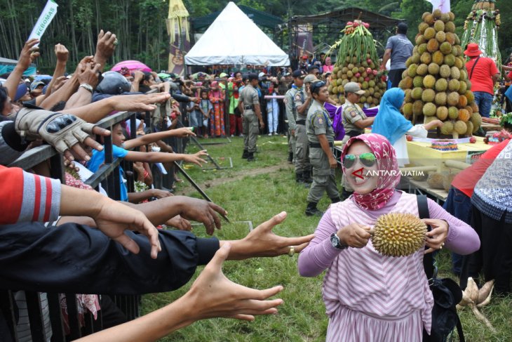 Durian Sedekah Bumi