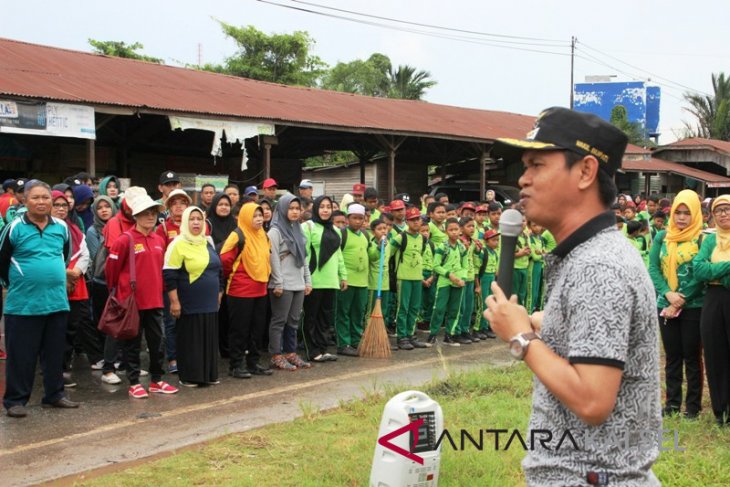 Aksi Bersih-bersih