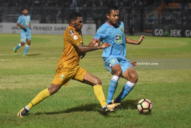 Persela Lamongan vs Bhayangkara FC 