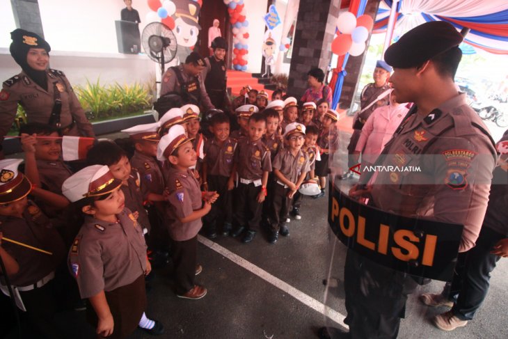 Polisi Sahabat Anak