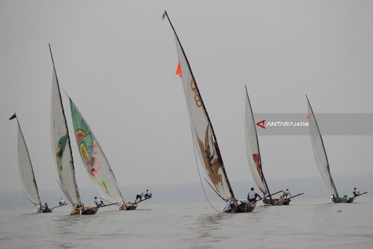 Surabaya Fisherman Sailing Competition 2018