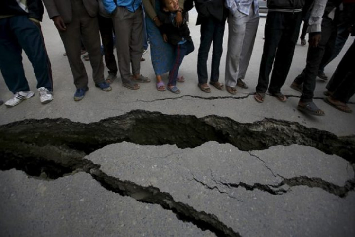 Papua New Guinea volcano erupts, forcing villagers to flee