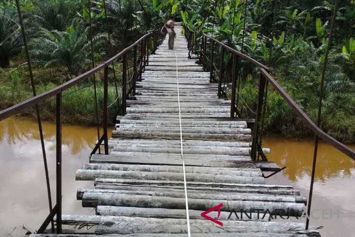 Jembatan Penghubung Aceh Barat Terancam Ambruk Antara News Aceh