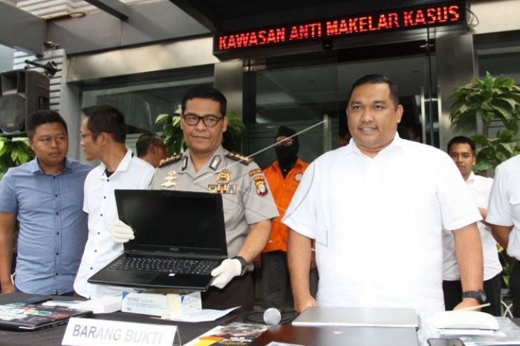 Pengungkapan Jaringan Hacker Internasional