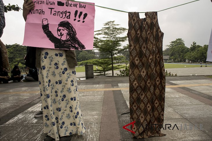 Aksi Damai Hari Kartini