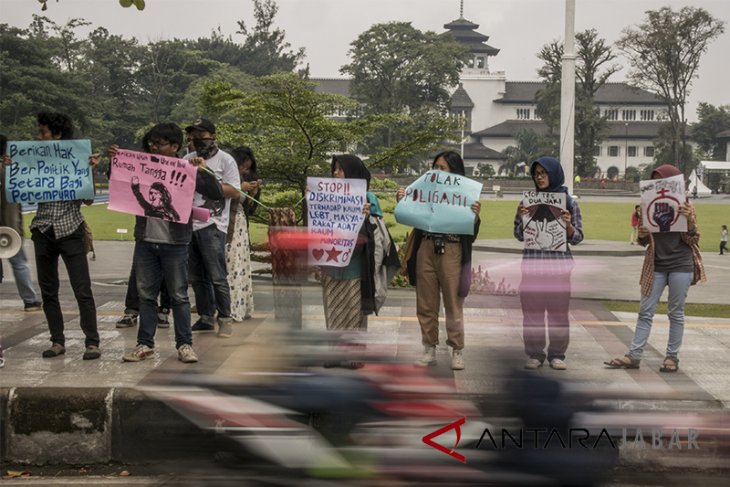 Aksi Damai Hari Kartini