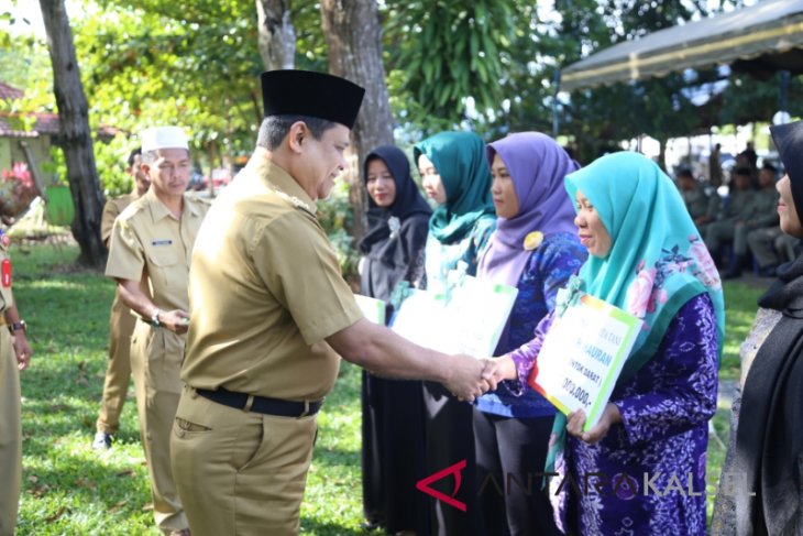 Bantuan Kelompok Tani Wanita