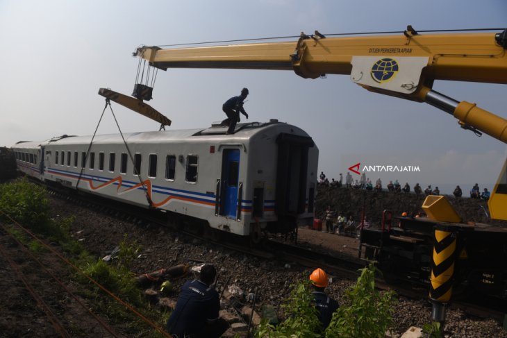 Kecelakaan KA Sancaka di Ngawi