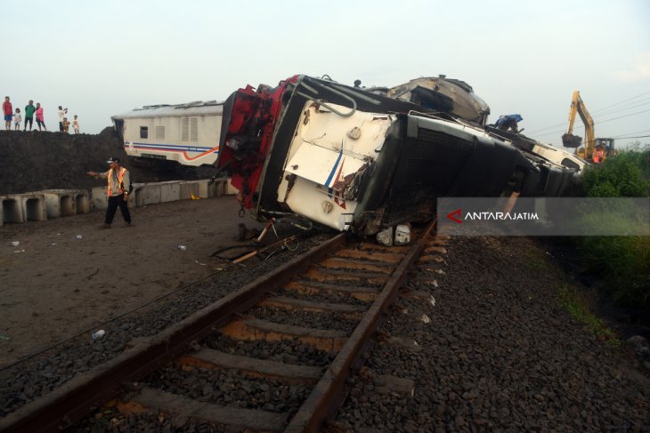 Kecelakaan KA Sancaka di Ngawi