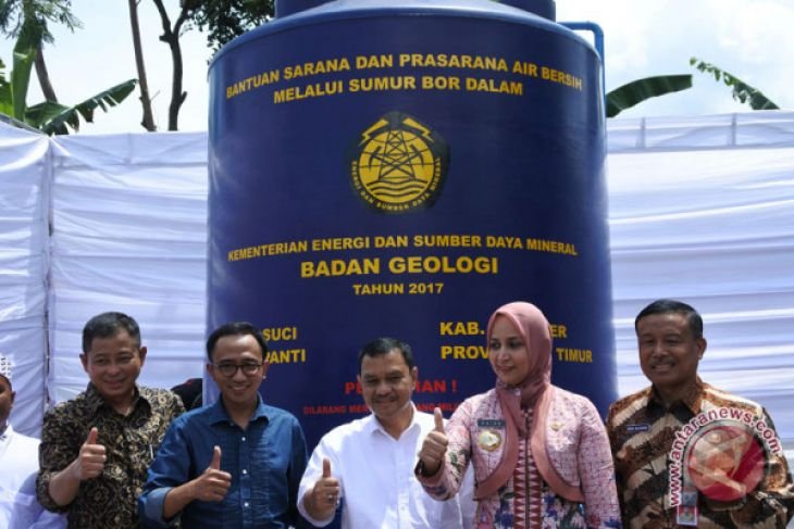 Peresmian sumur bor air tanah