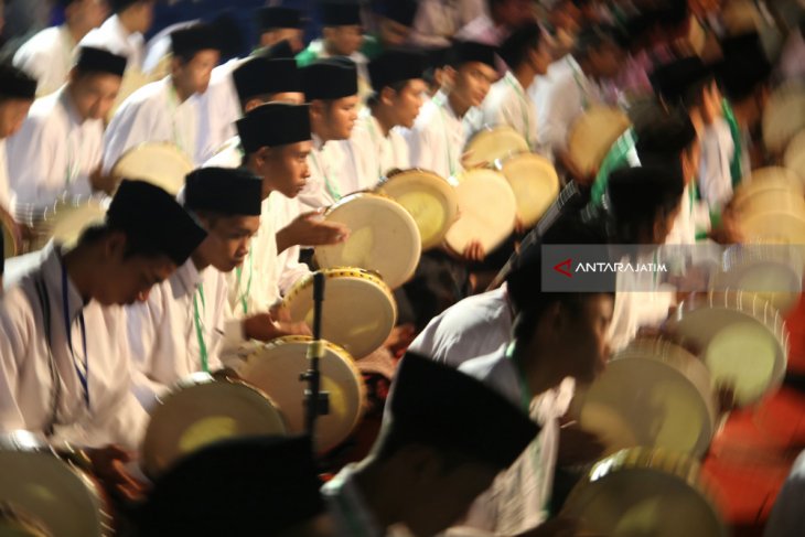 Pertunjukan Seribu Terbang