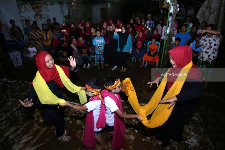 Sekolah Alam Peringati Hari Bumi