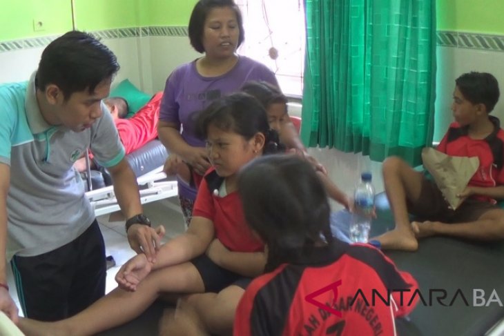 Belasan siswa SD di Jembrana keracunan susu