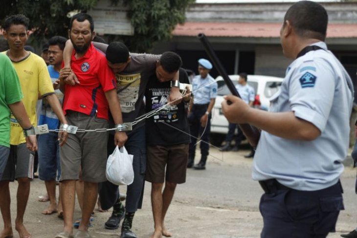 Pemindahan narapidana dan tahanan